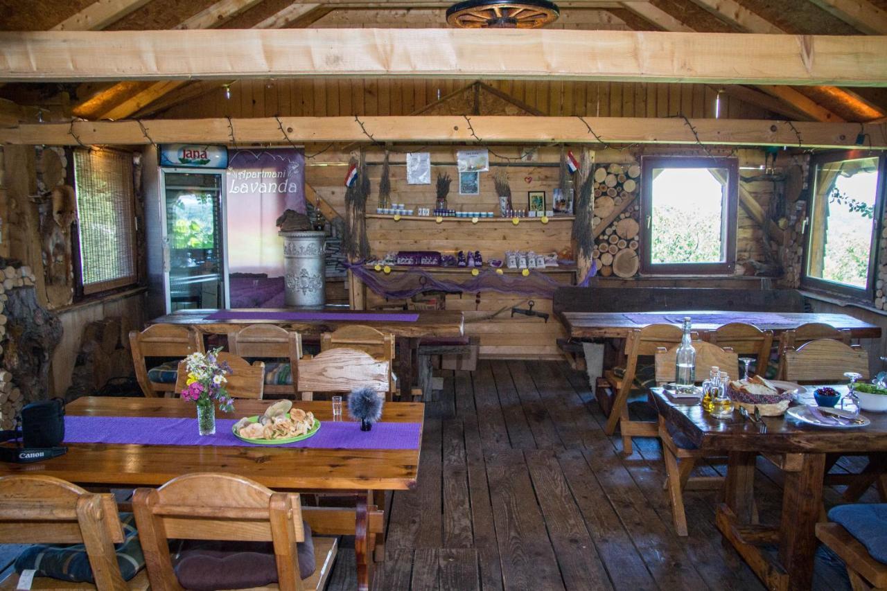 Lavanda Farm Apartmani Rakovica Ngoại thất bức ảnh
