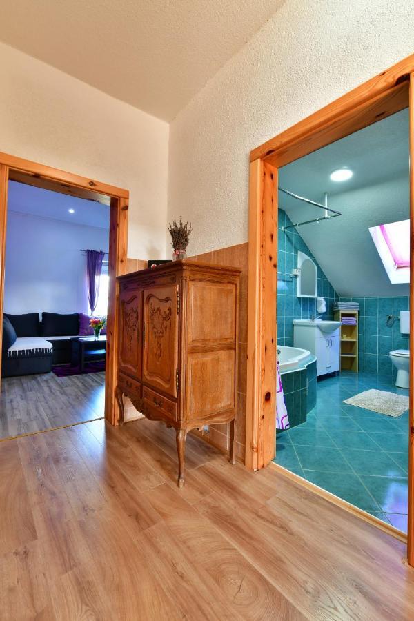Lavanda Farm Apartmani Rakovica Ngoại thất bức ảnh