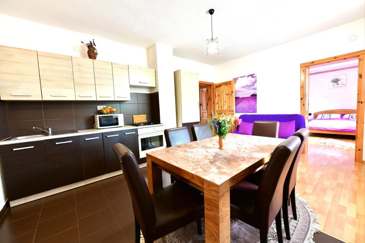 Lavanda Farm Apartmani Rakovica Ngoại thất bức ảnh