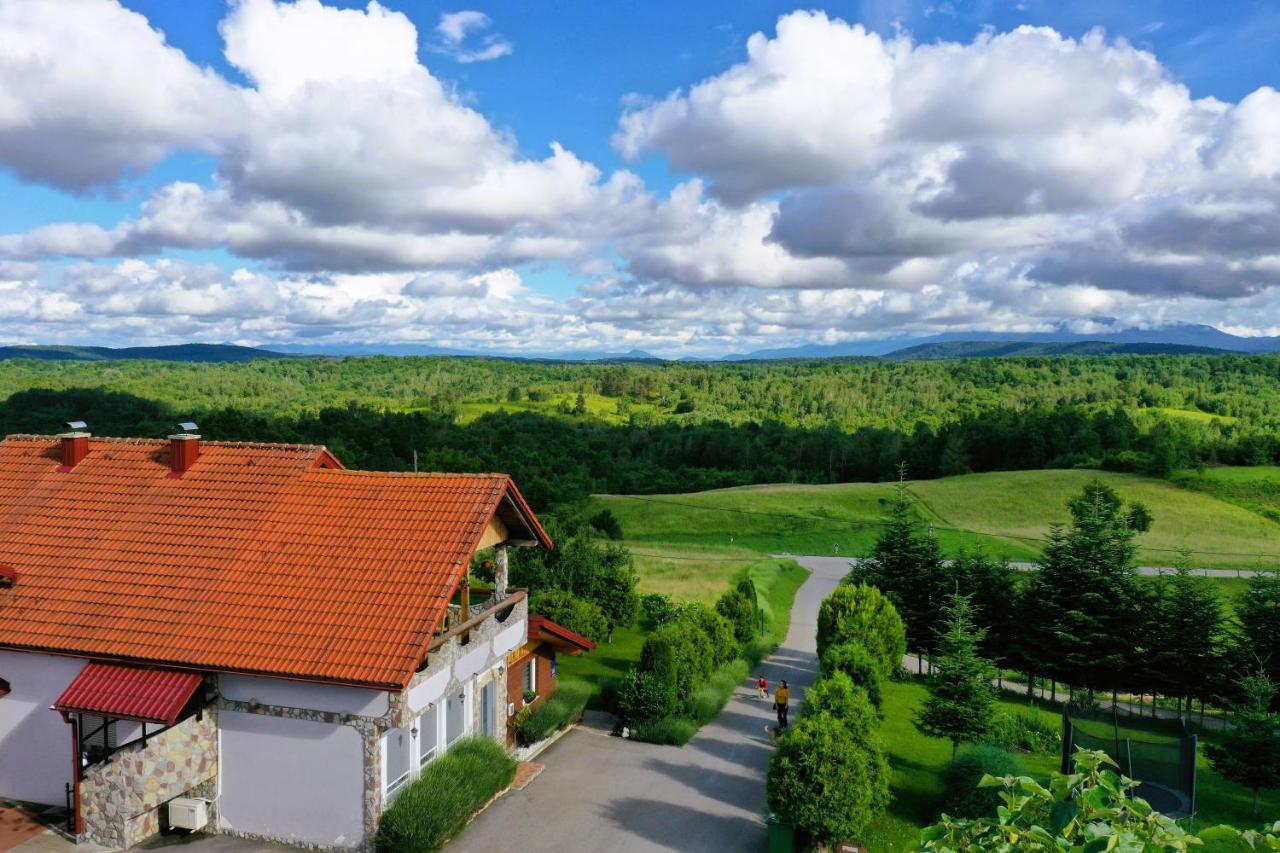 Lavanda Farm Apartmani Rakovica Ngoại thất bức ảnh